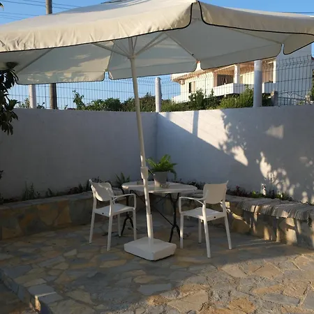 Kalpazo Kaja Garden Apartment Golem (Tirana)