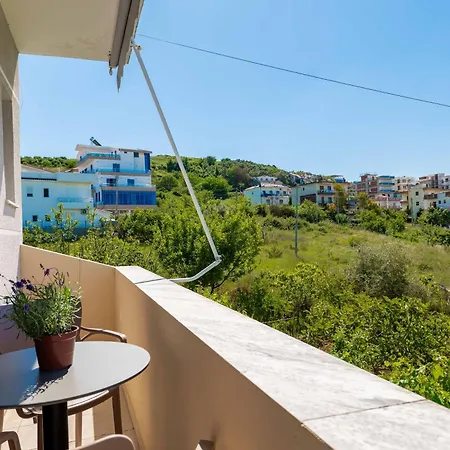 Kalpazo Kaja Garden Golem (Tirana)