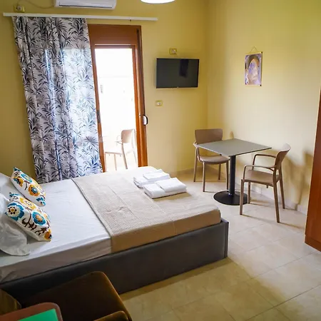 Kalpazo Kaja Garden Apartament Golem (Tirana)