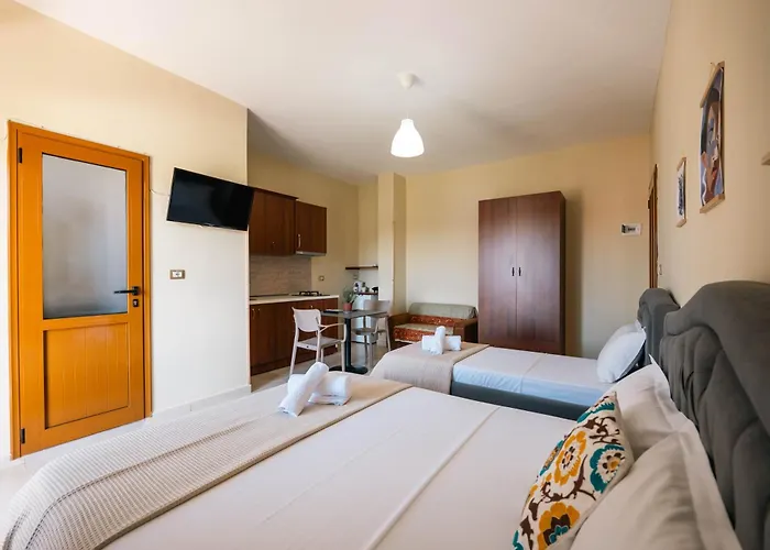 Kalpazo Kaja Garden Apartment Golem (Tirana)