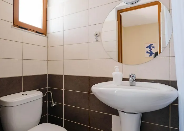 Kalpazo Kaja Garden Golem (Tirana)