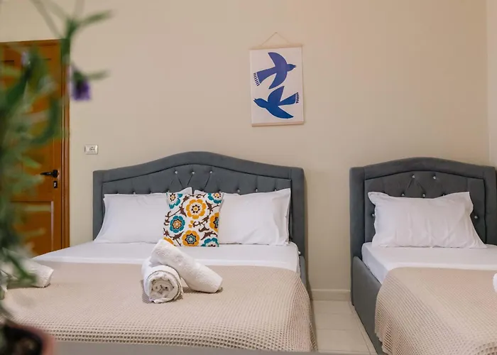 Kalpazo Kaja Garden * Golem (Tirana)